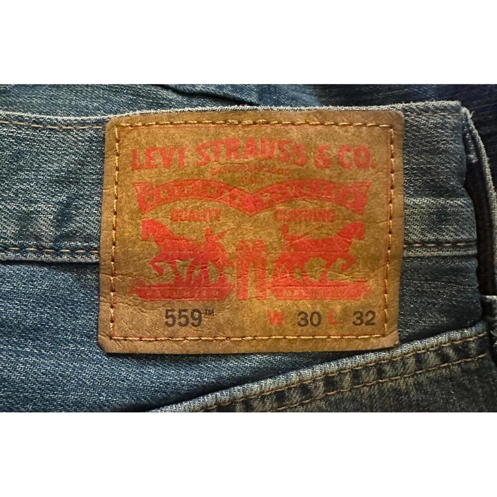 Men Levi's 559, 30x32 - Picture 3 of 3